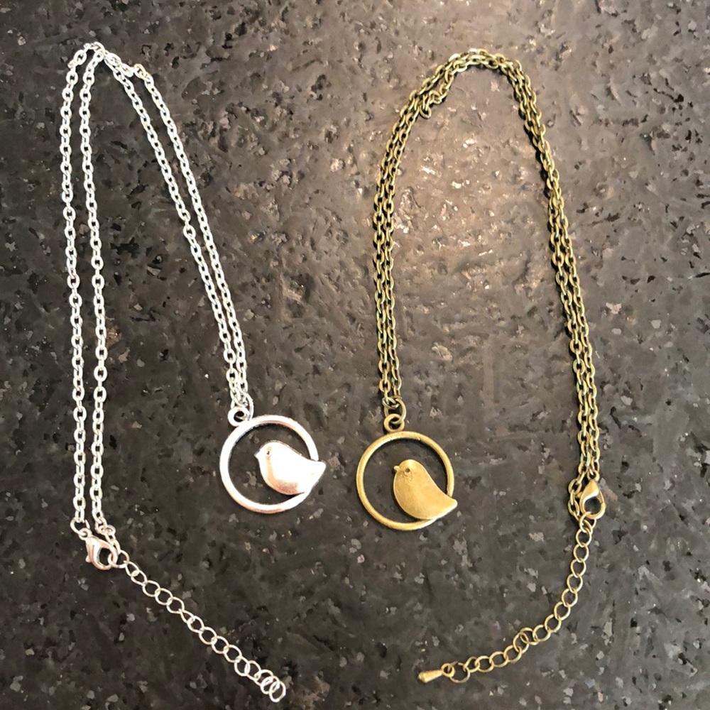 Adorable little bird necklaces ✨🐦✨
